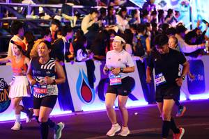 BIB: 
                            <button type="button" onclick="openModal(24264102)" class="btn btn-primary btn-sm float-right btn-popup" data-toggle="modal" data-target=".modal-high-quality">
                        <i class="fas fa-shopping-cart"></i> Add to Cart
                    </button>
                                            <button type="button" onclick="isThisMe(24264102, true)" class="btn btn-success btn-sm float-right btn-popup btn-isme hidden" data-toggle="tooltip" data-placement="bottom" title="นี่คือรูปของคุณใช่ไหม คลิกที่นี่เพื่อเอาเข้าอัลบั้ม">
                        <i class="fas fa-plus"></i> Add to album
                    </button>
                    <button type="button" onclick="isThisMe(24264102, false)" class="btn btn-warning btn-sm float-right btn-popup btn-isnotme hidden">
                        <i class="fas fa-ban"></i> Remove from album
                    </button>